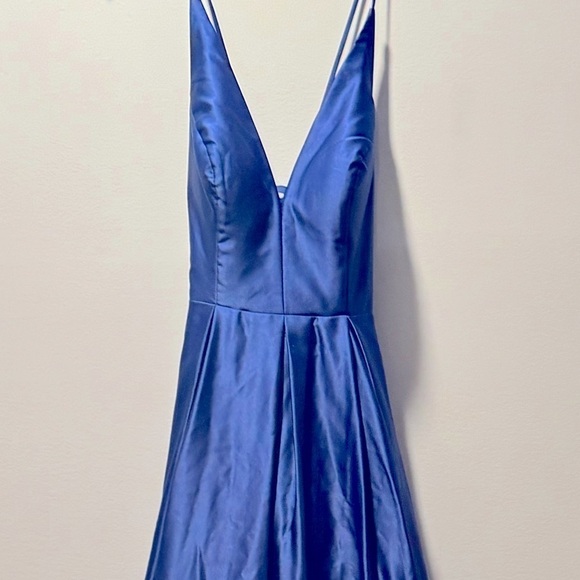 BLONDIE NITES  
Juniors Womens V-Neck Formal Evening Dress - Picture 6 of 7